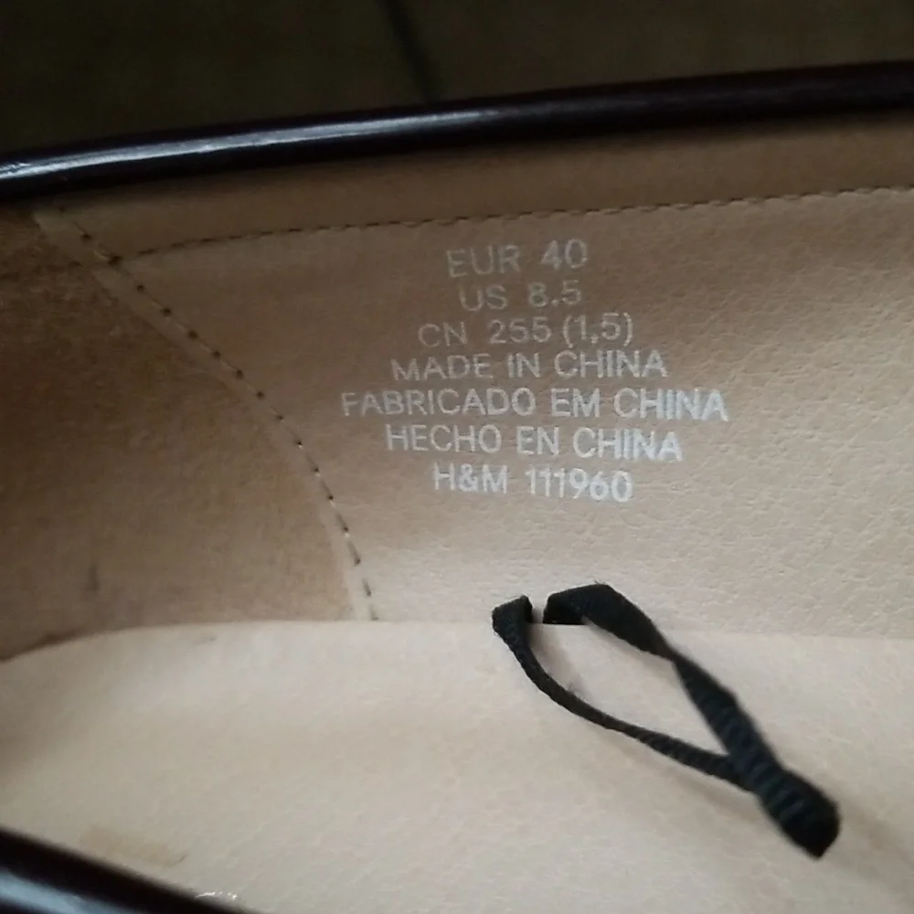 Womens H&M Burgundy loafers size 8.5 - Picture 9 of 10